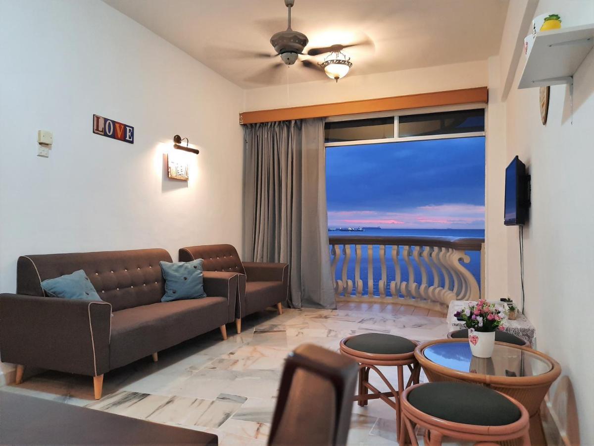 Maison Seaview Aparthotel 4*